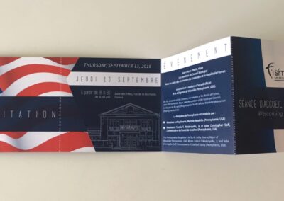 Conceptions et designs de multiples cartons d'invitations institutionnels bilingues.